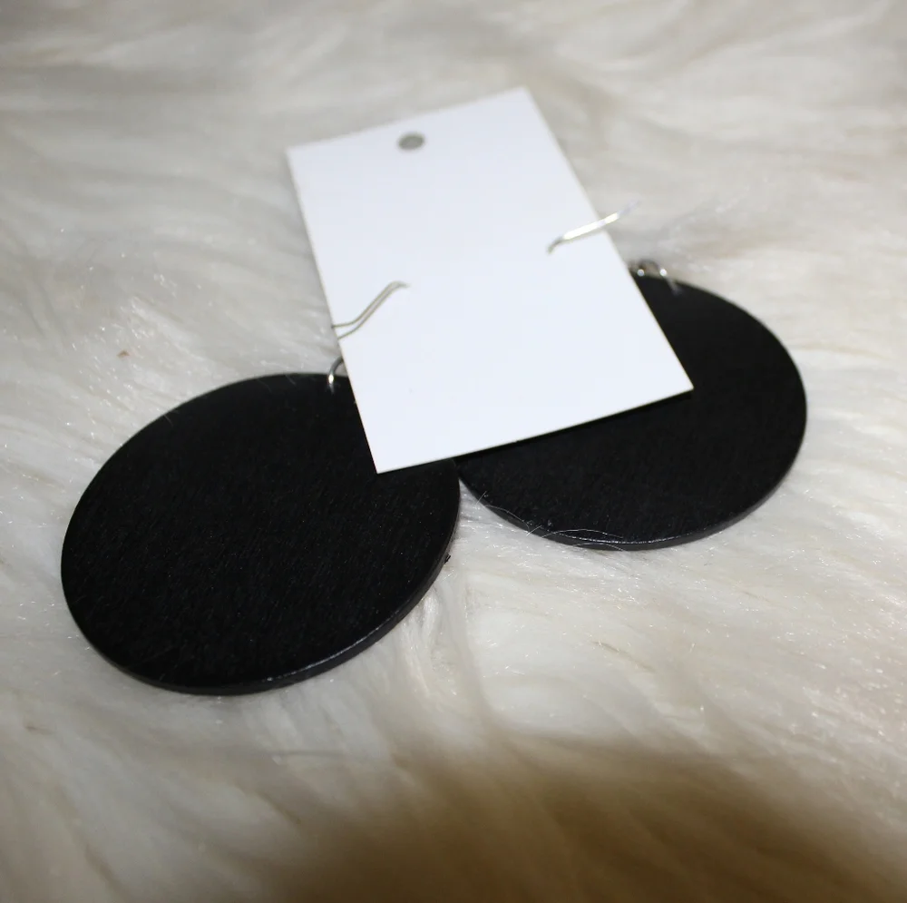 NWT Strong Black Queen Wood Fashion Statement Earrings - Picture 3 of 4